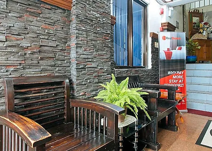 L Mansion 2 Palanan Makati 2* Manila