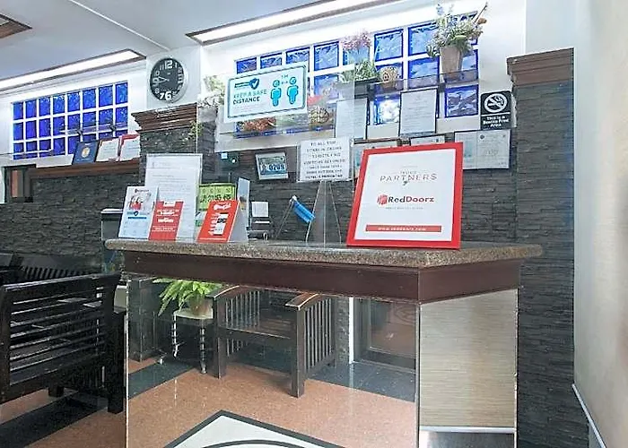 L Mansion 2 Palanan Makati Hotel 2*