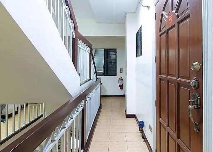 L Mansion 2 Palanan Makati 2* Manila